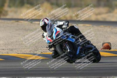 media/Dec-17-2022-SoCal Trackdays (Sat) [[224abd9271]]/Turn 7 Set 1 (1125am)/